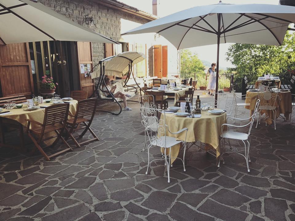 קיוזי דלה ורנה Albergo Ristorante Letizia מראה חיצוני תמונה